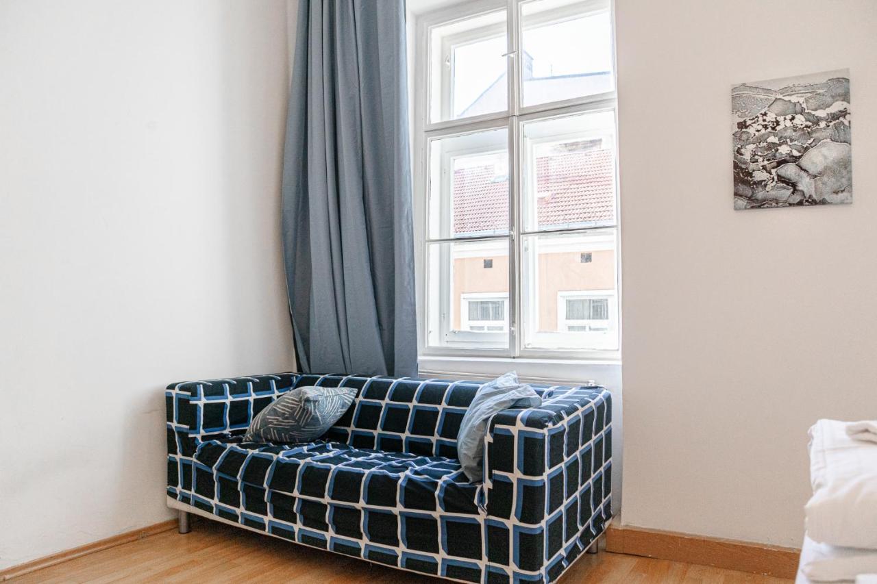 Central Belvedere 3Br Shared Apartment - 12 Min From City Center ウィーン エクステリア 写真