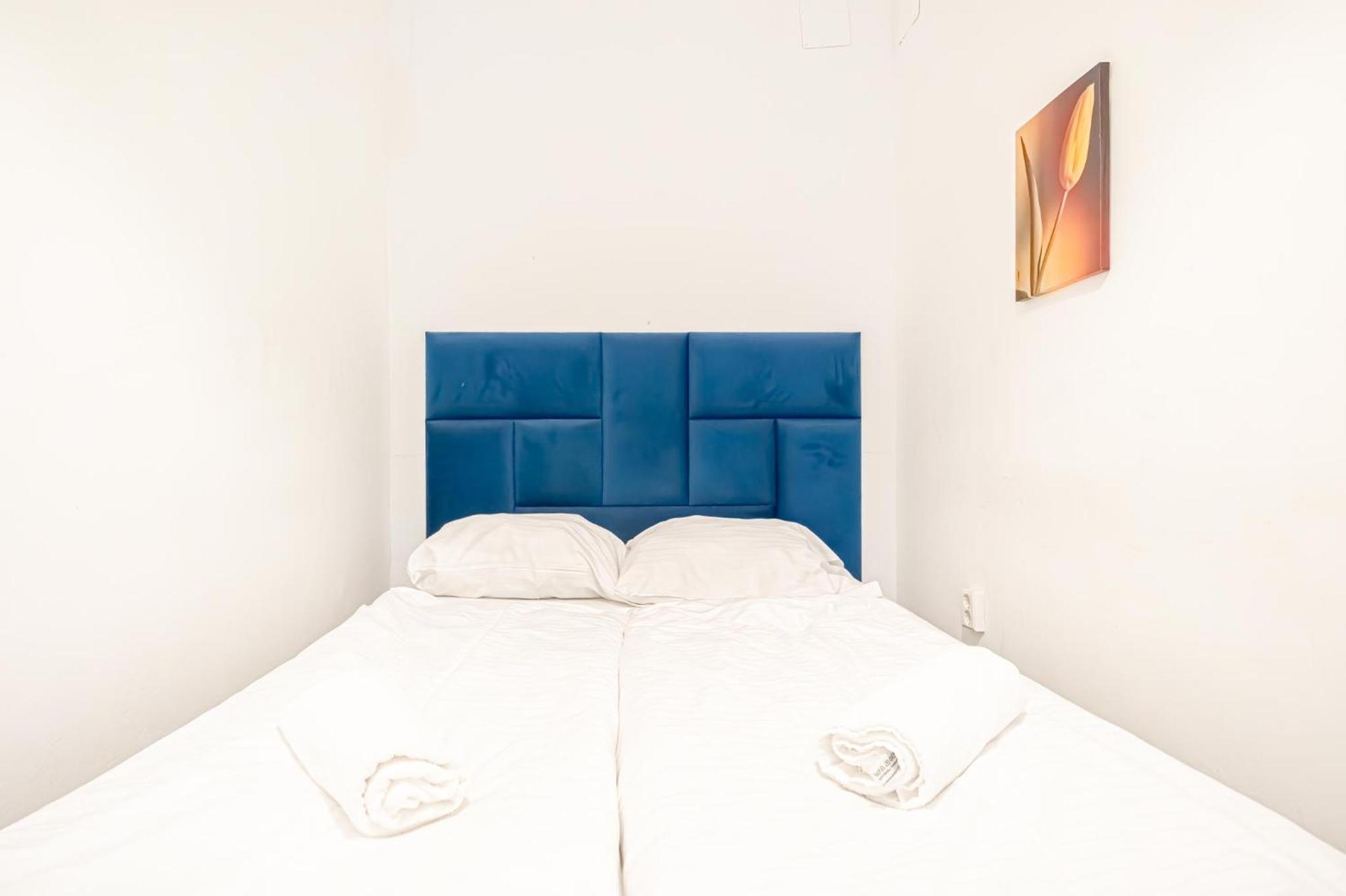 Central Belvedere 3Br Shared Apartment - 12 Min From City Center ウィーン エクステリア 写真