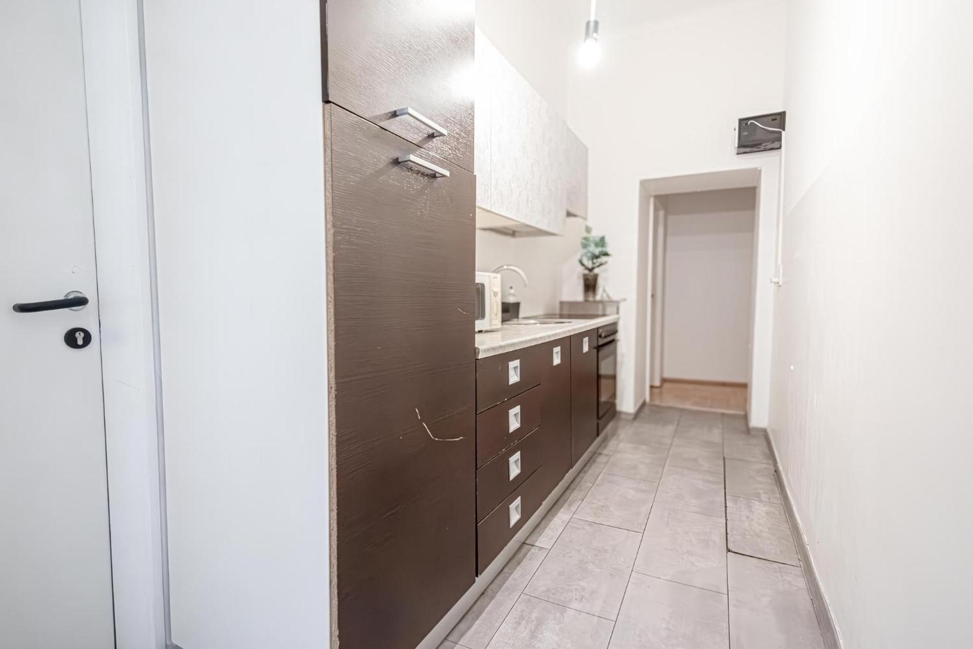 Central Belvedere 3Br Shared Apartment - 12 Min From City Center ウィーン エクステリア 写真
